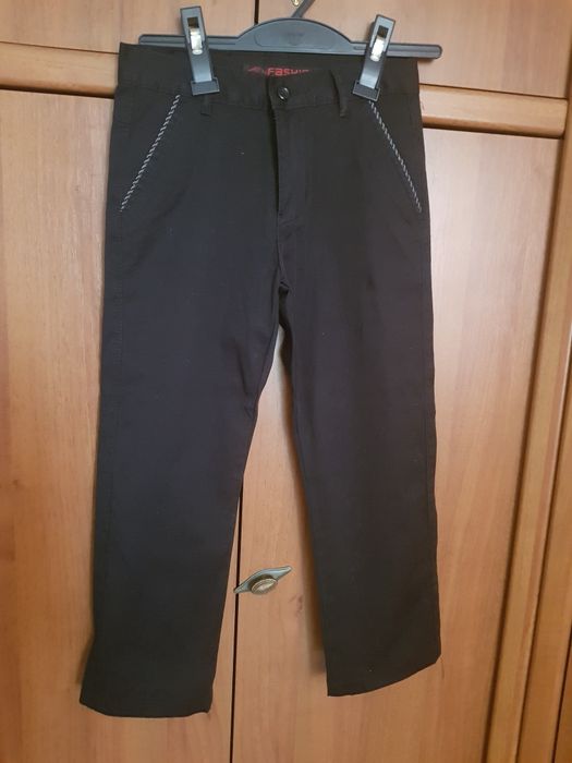 Брюки  для школы котон. Р-р 32.