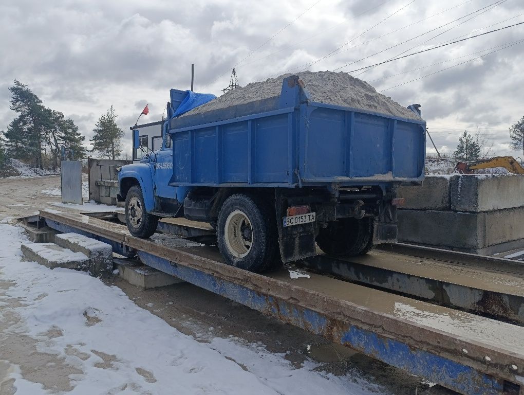Пісок щебінь цемент бетон земля грунт на підсипку зіл камаз доставка