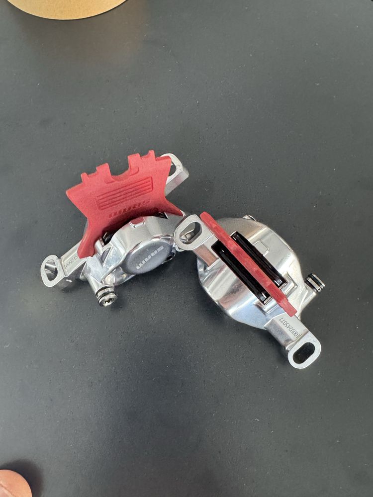 Zaciski hamulca sram red PM nowe sram force