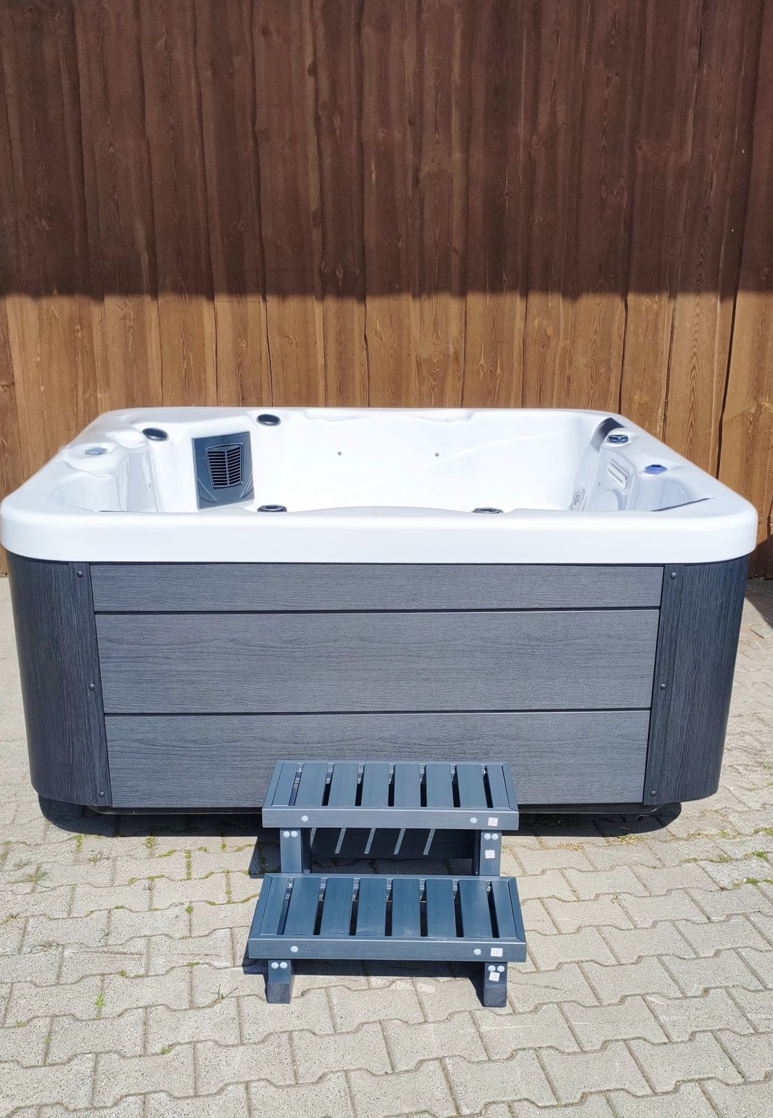 Jacuzzi 5 osobowe, zewnętrzna wanna z hydromasażem, 36 dysz