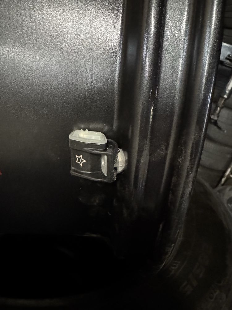 Диски б.у Original BMW X7 5.112 R22 ET32 9.5J ET43 10.5J 4 шт