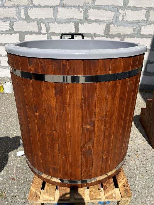 Beczka do schładzania + schody