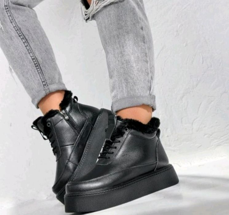 Жіночі черевики ботинки шкіряні чорні зимові