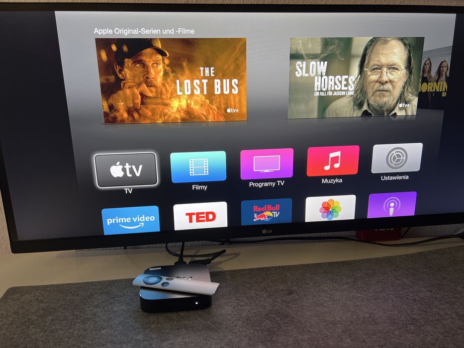 #1494 Apple tv A1469 smart tv