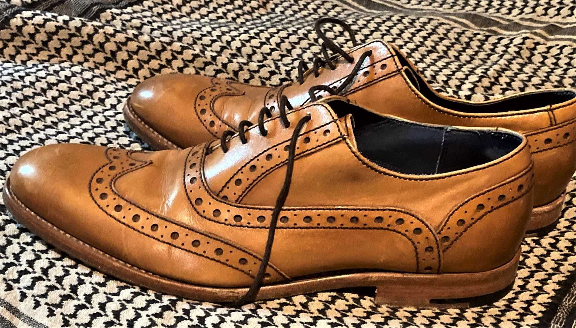Buty borgues firmy Berker