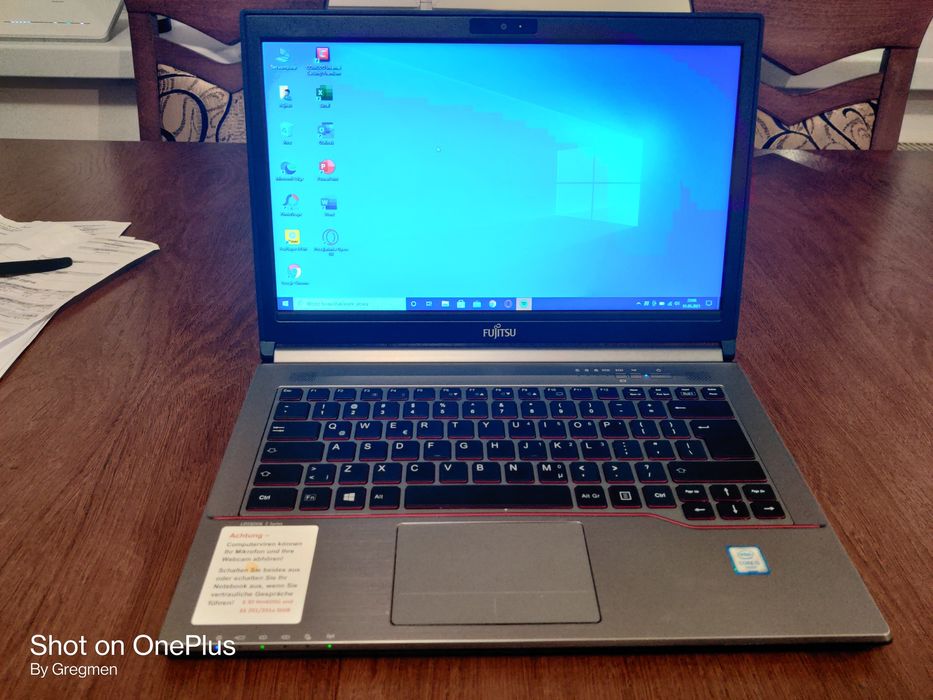 Laptop Fujitsu E746,I-5 6Gen.8gb,Ssd 256 kamera,SIM,modem Lte