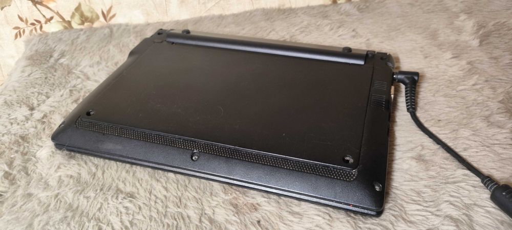 Продам Ноутбук Acer eMachines 355 (нетбук) pav70