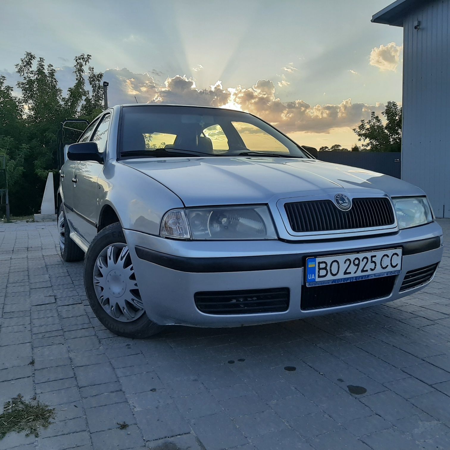 Шкода Октавія Тур 1.6газ/бенз 2002р