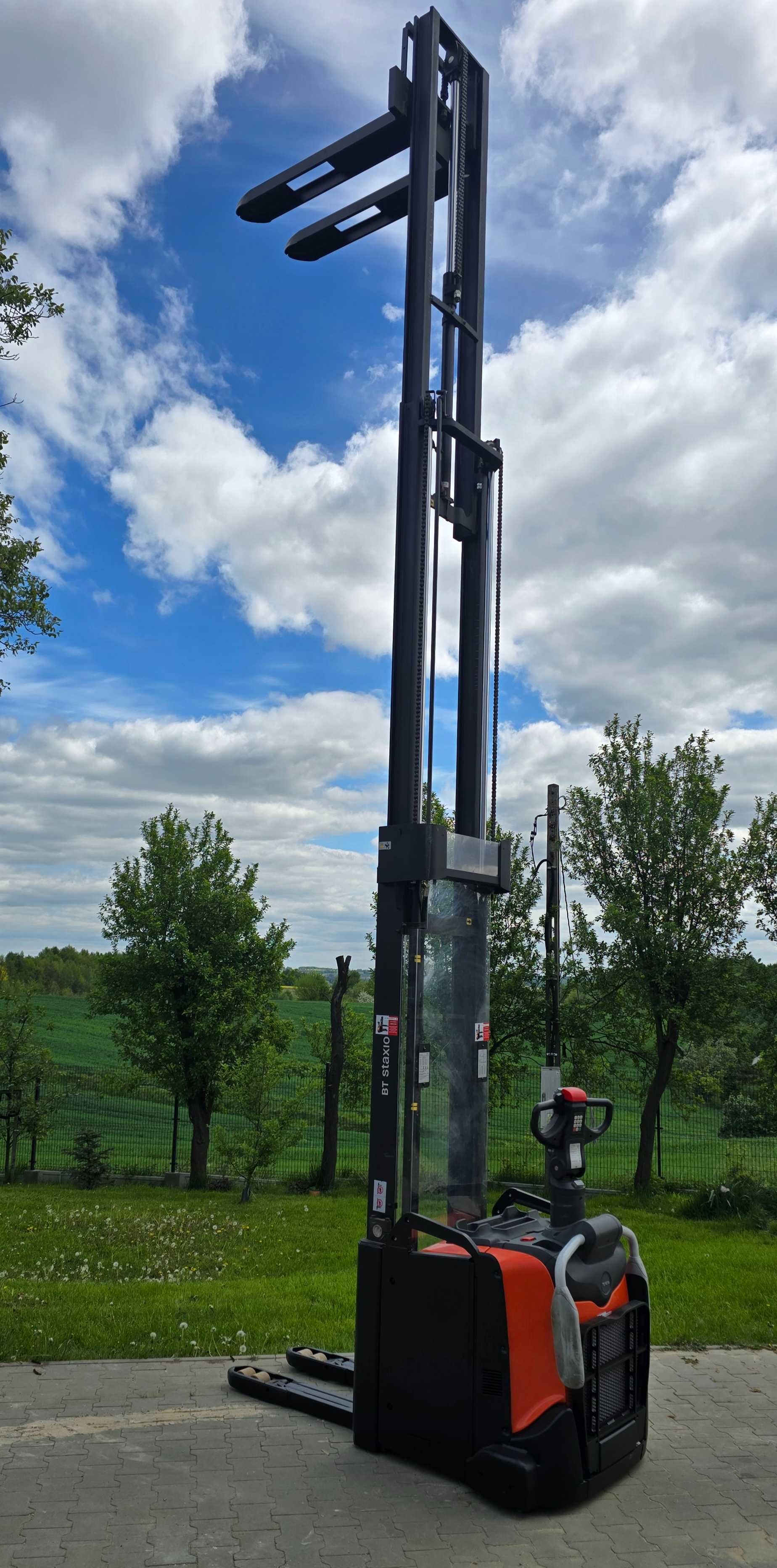 6 metrów Wózek elektryczny paletowy Toyota BT SPE 160L, triplex, 2019r
