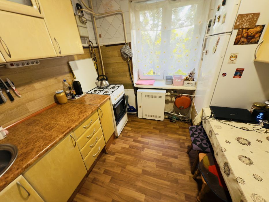 Продаж! Центр! 2-кімнатна квартира! Індивідуальне опалення!