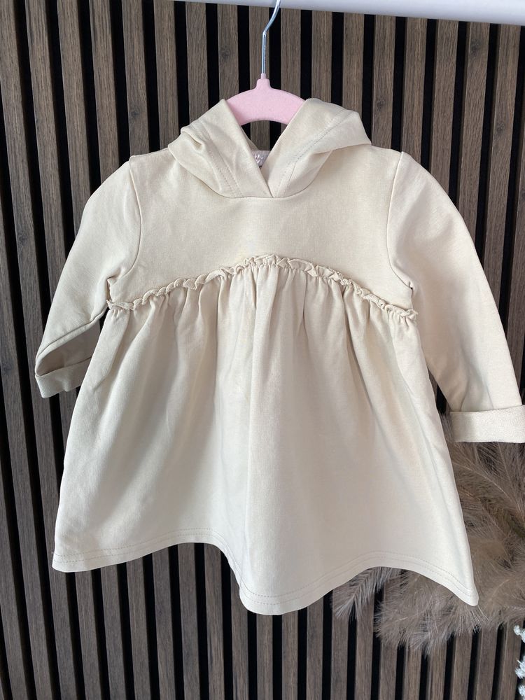 Sukienka z kapturem Handmade 74