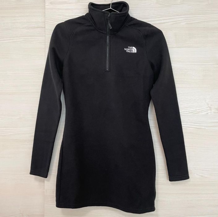 Теплое платье The North face зимнее