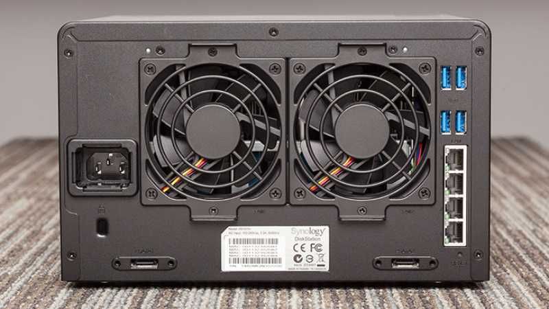 Synology NAS DS1515+ 4x4TB RE 4rdzenie Intel 2GB 4x1Gbps