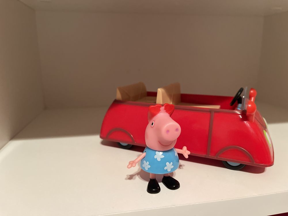 PEPPA PIG auto kabriolet i figurka