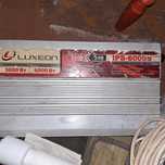 Преоб Luxeon IPS-6000-S Вх=10.5-14в ВЫХ=220в.Ном мощ=3000вт.ПОД РЕМОНТ