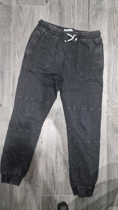 Spodnie dresowe Reserved 164