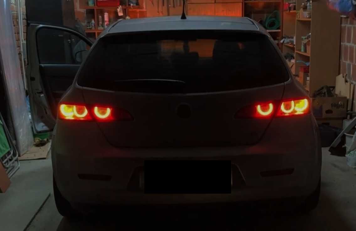 Lampy Alfa Romeo 159 tył - Ringi z motywem kierunkowskazu