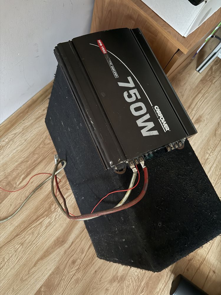Zestaw subwoofer JBL GTO1214 + wzmacniacz Carpower 750W HPB-1502