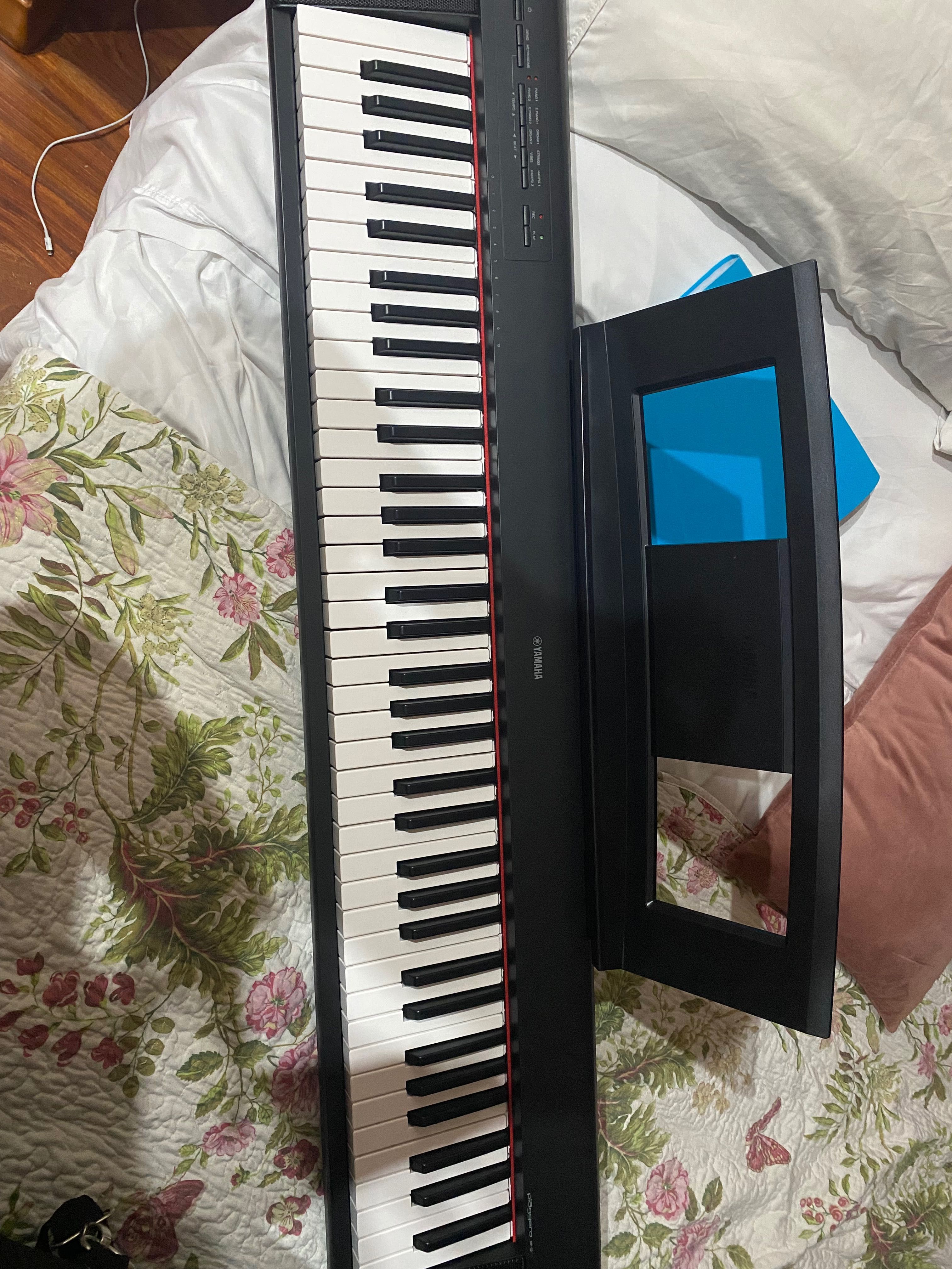Piano Yamanha np-32