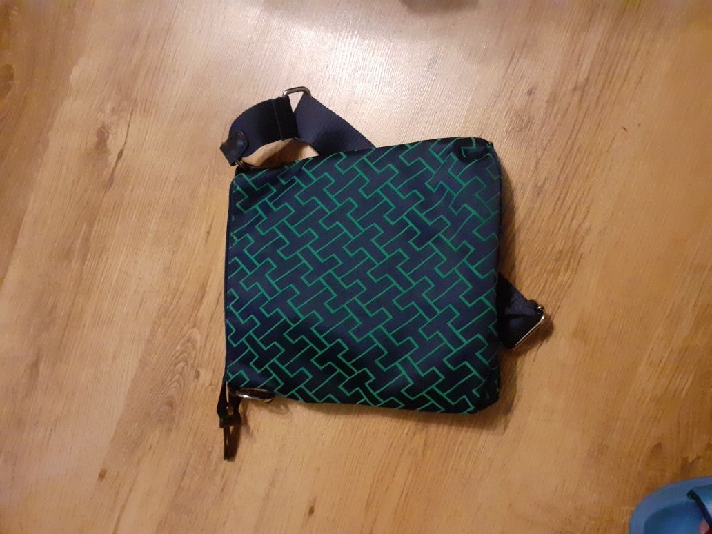 Saszetka torebka tommy hilfiger