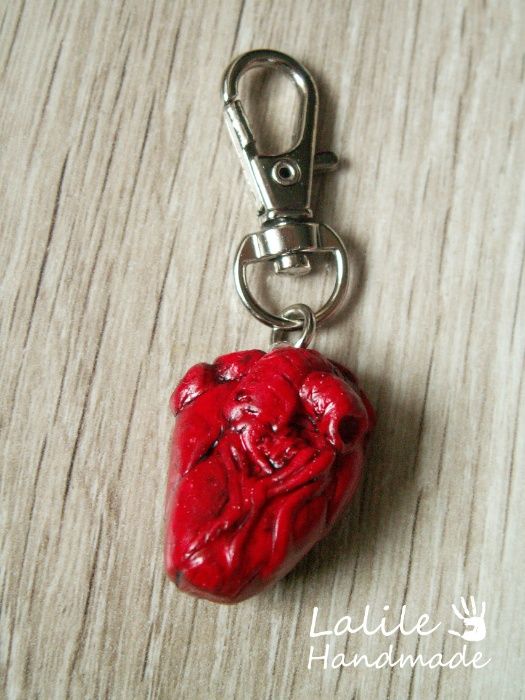 Anatomiczne serce Brelok na Walentynki realistyczne serce Nerd Geek