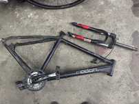 Rama radon zr team widelec rock shox