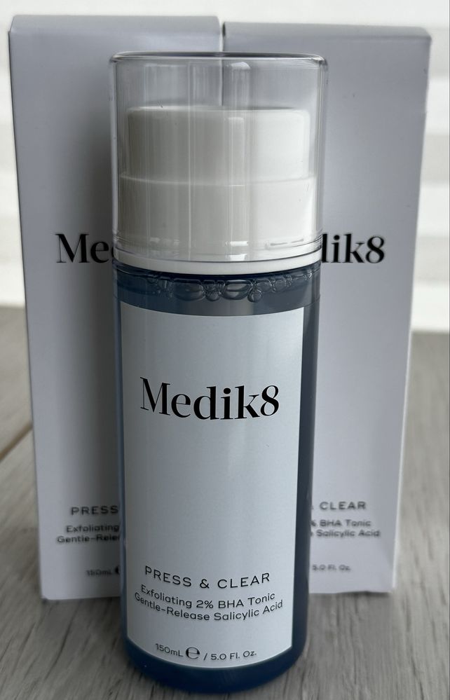 Тонік Medik8 PRESS & CLEAR