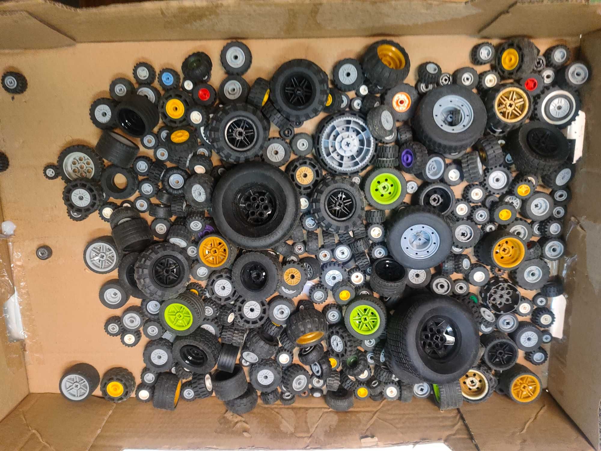 Opony lego 1,6kg