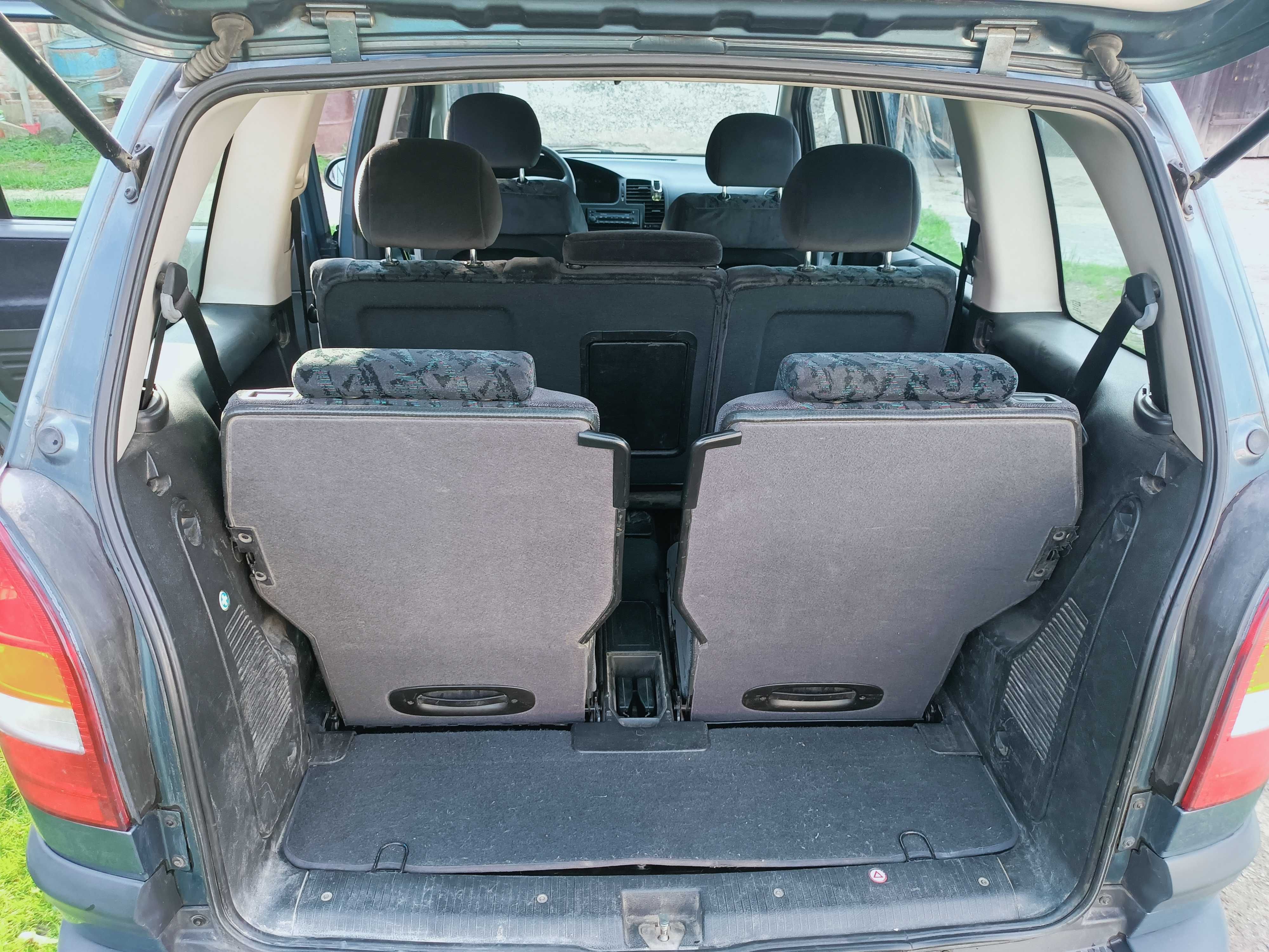 Sprzedam Opel Zafira A z 1999 r