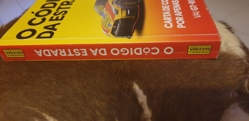 Livro código da Estrada como novo