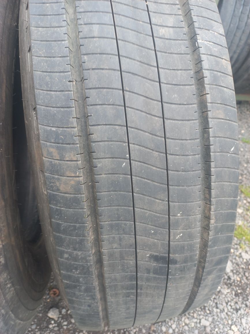 Opony letnie Fulda 285/70R19.5