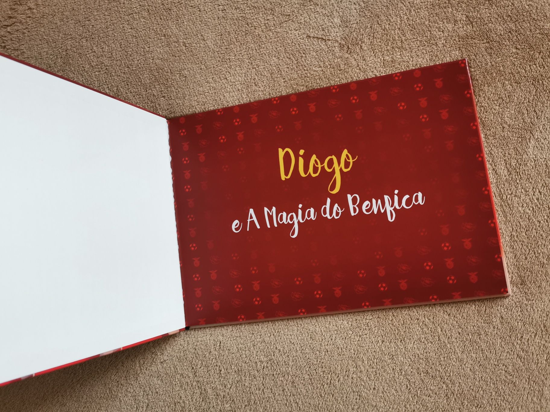 Livro "Diogo e A Magia do Benfica" Portes incluídos