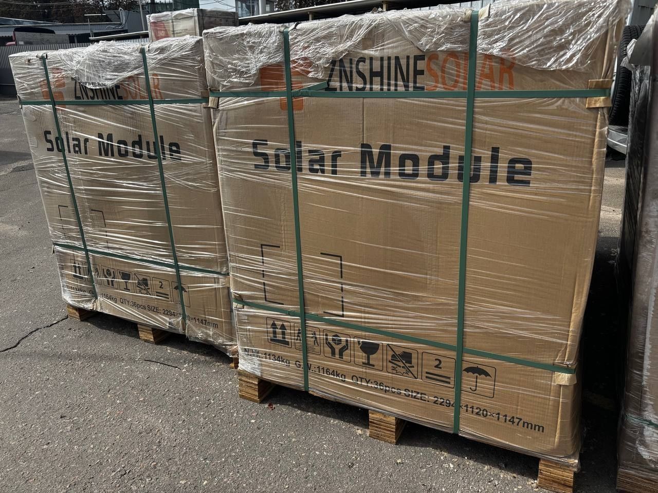 Сонячні панелі  PV модуль ZNSHINE Solar ZXMR-UOLD144-595/N 595 Wp