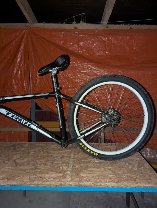 Trek/rock shox/ NGS.BIKES/FB ONE Bontrager/maxxis