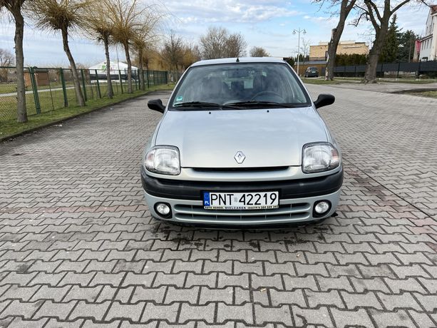 Sprzedam Renault clio  1.4 benzyna