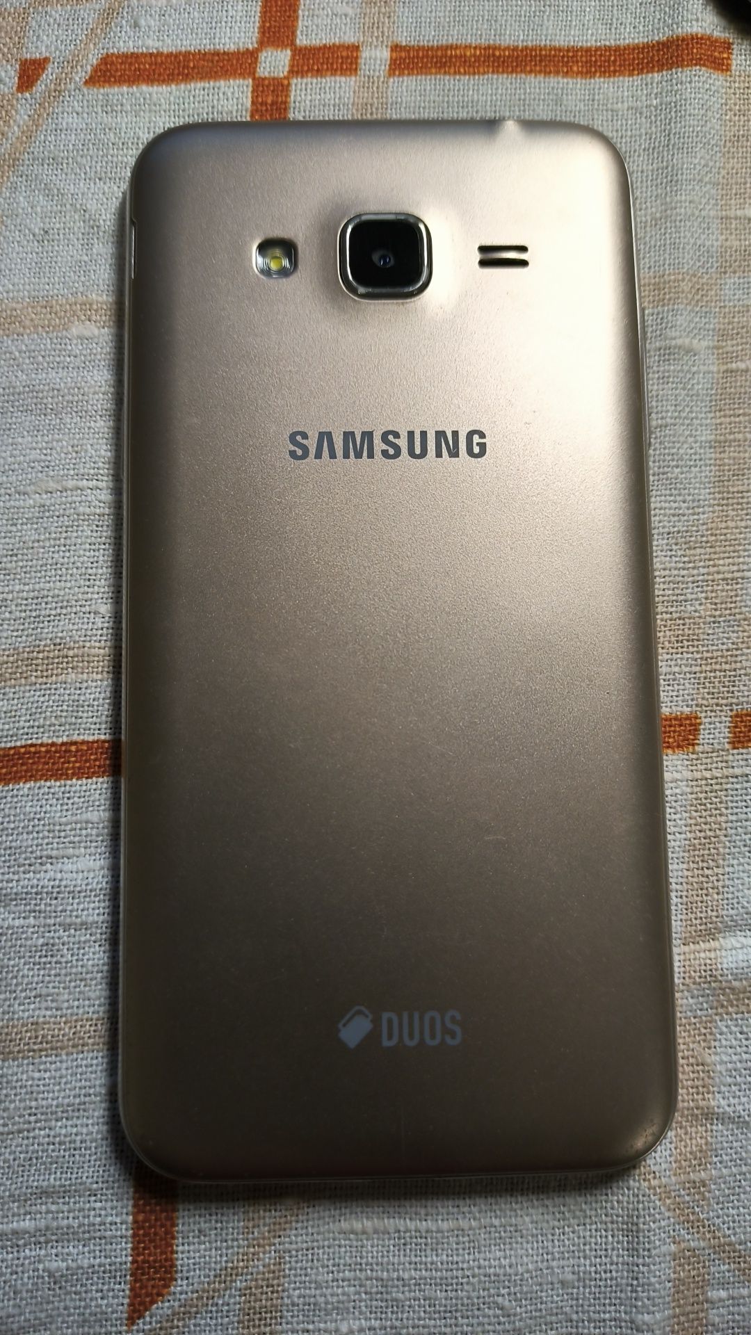Продам Samsung j3