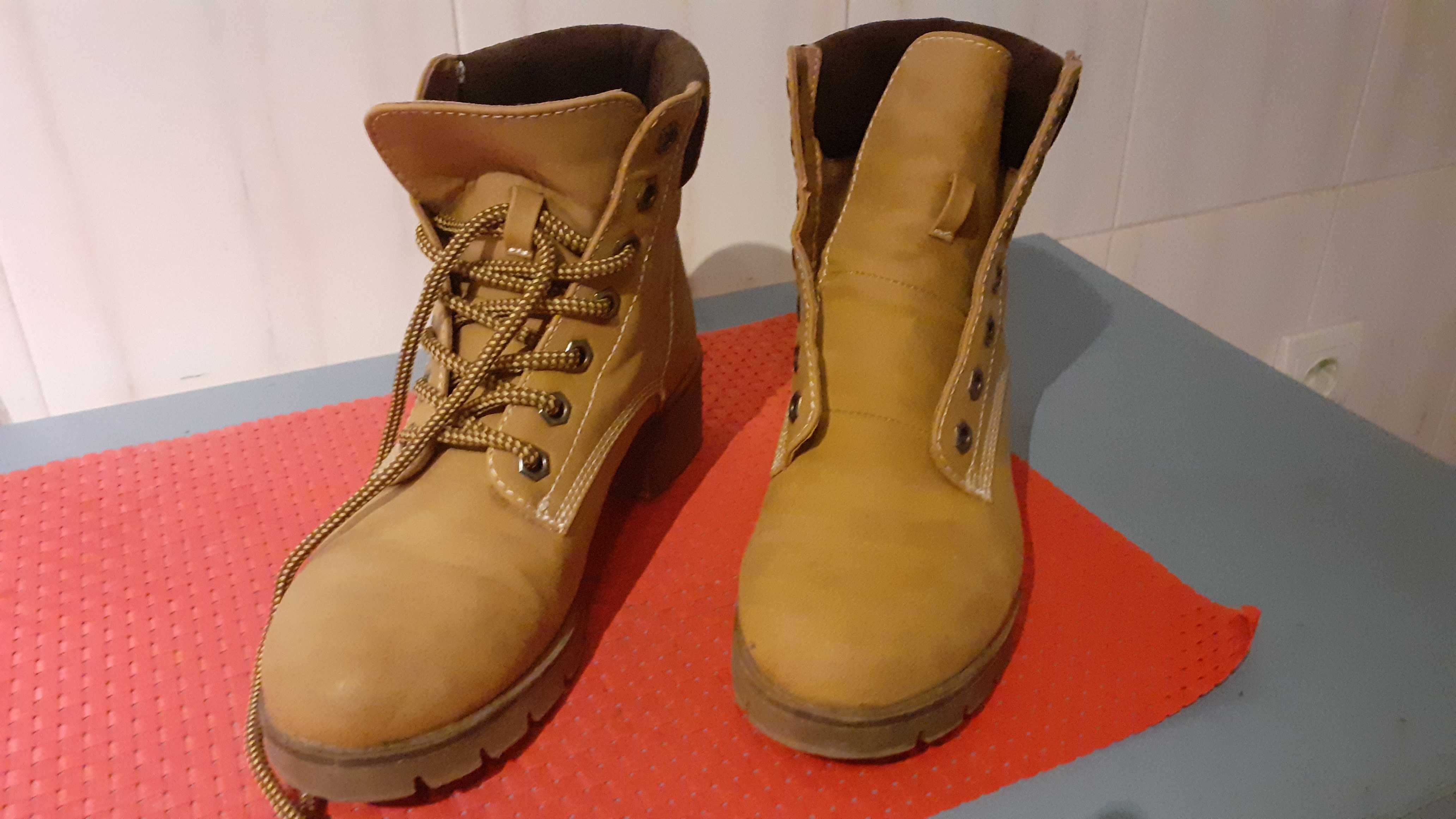 Botas para chuva e frio