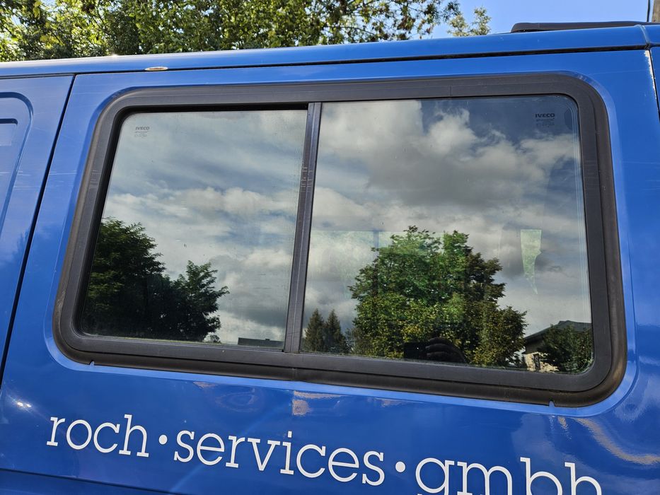 Iveco Daily Lawka dubel kanapa wnetrze szyby stopien drzwi lampa dwojk
