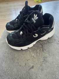 Buty adidas astir r 30