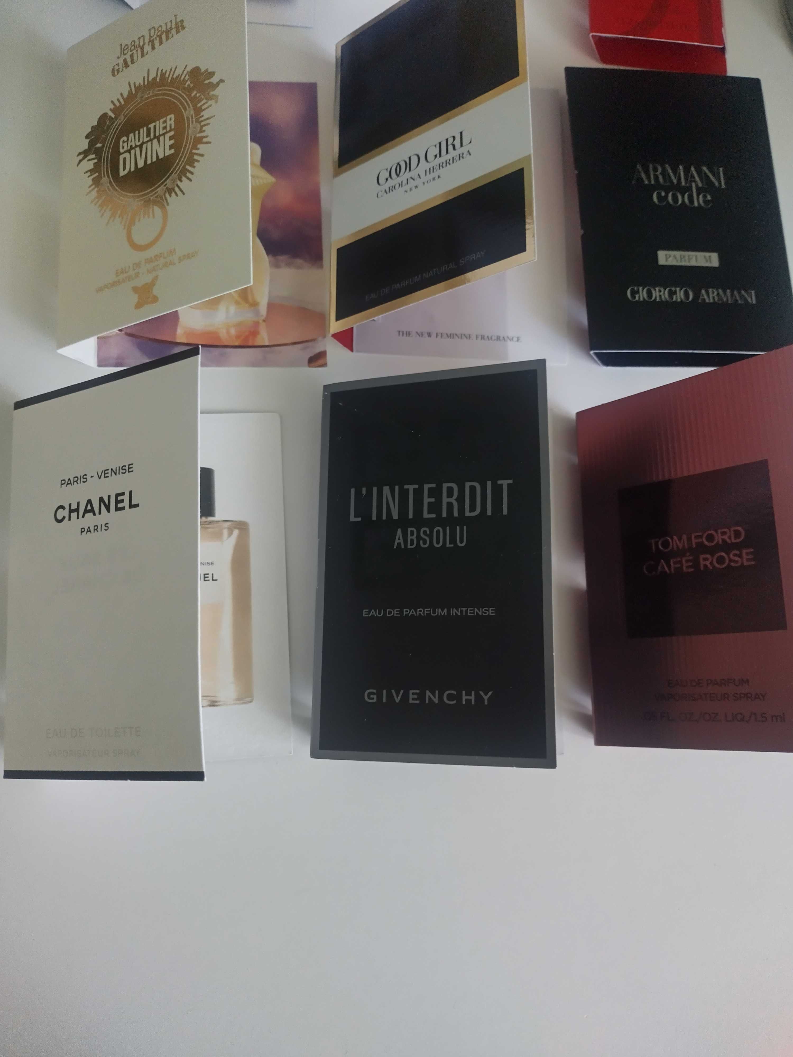 Zestaw próbek perfum