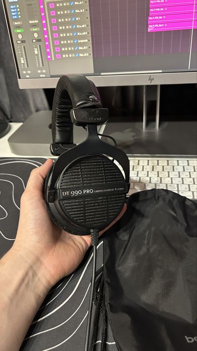Студійні навушники Beyerdynamic dt 990 pro 80 ohm limited edition