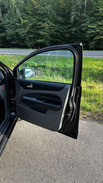 Ford Focus …………..