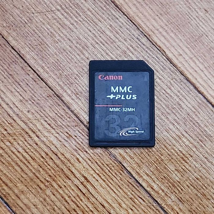 Карта памяти Canon MMCplus 32 МБ MMC-32MH