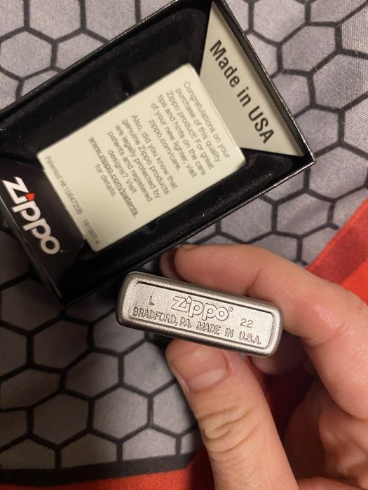 zapalniczka Zippo Street Chrome