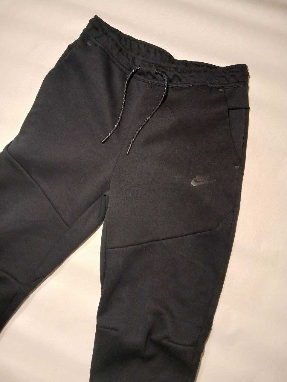 Nike Tech Fleece Joggers