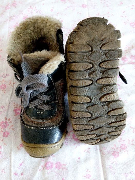 Зимние ботинки натуральная кожа и мех в отличном состоянии