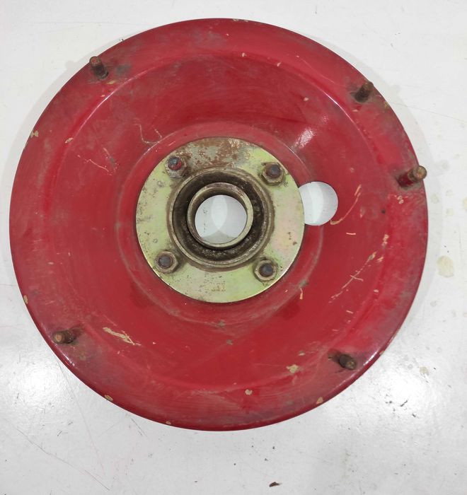 Tarcza z łożyskiem Massey Ferguson 30 MF 38 Cerea 40 Case  282.83053