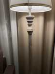 Lampa stojąca bez klosza