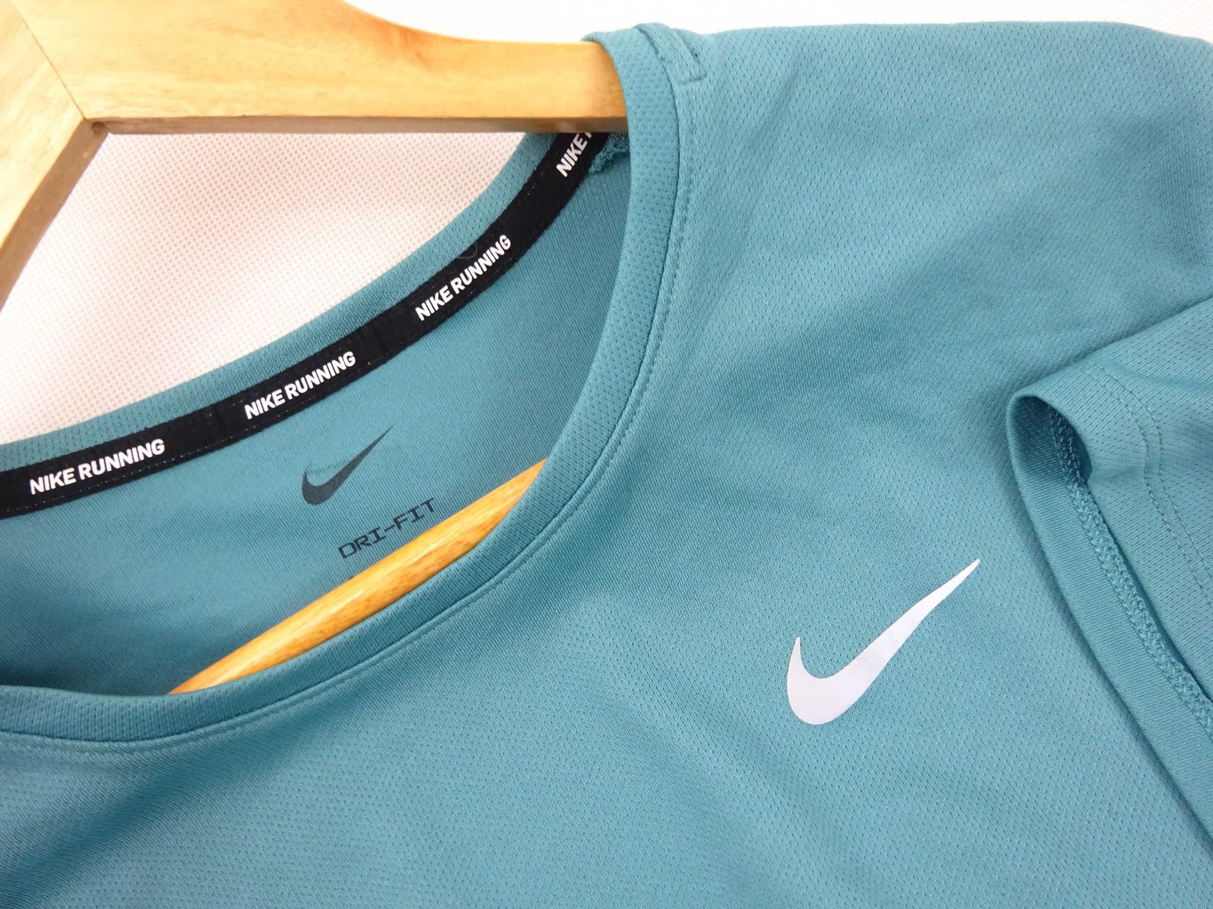 BW80 Koszulka treningowa męska Nike termoaktywna przewiewna M