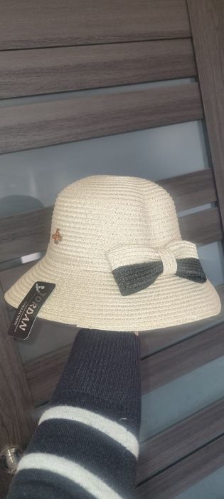 Stylowy kapelusz słomkowy idealny na lato- delikatny BEŻ